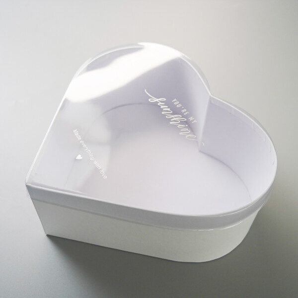 Cake star Dárkový box "srdce" pruhledné víko 28x25x11cm "L"