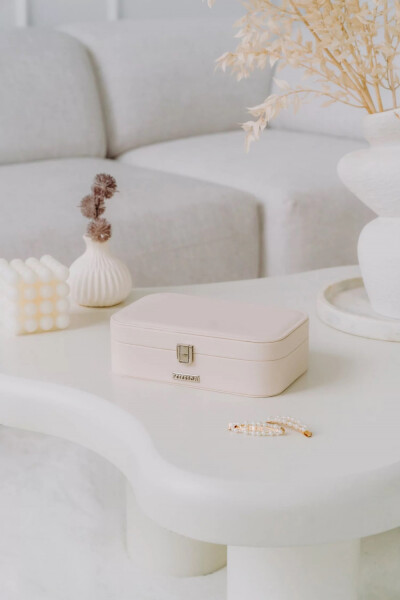 Šperkovnice na bižuterii Elis, krémová