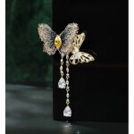 Exkluzivní brož Swarovski Elements Fortunata - motýl, Zlatá