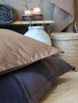 Chic Antique Sametový povlak na polštář na zem Aix Mocca 80 × 80 cm, hnědá barva, textil
