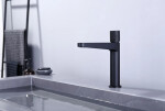 CERANO - Umyvadlová stojánková baterie Loreta Grip - nízká - černá matná CER-423586