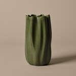Ferm Living Kameninová váza Nium Dark Sage 23 cm, zelená barva, keramika