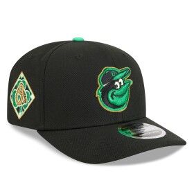 New Era Pánská kšiltovka Baltimore Orioles MLB 2026 St. Patrick's Day 9SEVENTY Stretch-Snap
