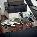 Star Wars™ 75348 Mandalorianská stíhačka třídy Fang proti TIE Interceptoru