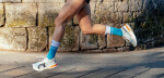 Kompresní ponožky Compressport Mid Compression Socks V2.0 - Norse Blue/White Velikost: EU 35-38