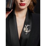 Luxusní květinová brož Swarovski Elements Josette, sladkovodní perla, Bílá