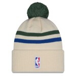 New Era Pánská zimní čepice Milwaukee Bucks NBA 2025-26 City Edition