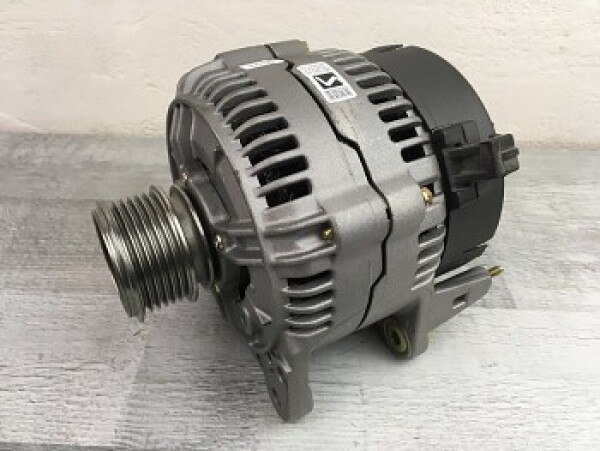 Alternátor AUDI A3 8L1 1.9 TDI - 120A