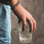 Luxusní pánský náramek Antonio Gold - larvikit, zlatý hematit, Šedá 20 cm