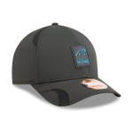 New Era Pánská kšiltovka Carolina Panthers NFL 2025 On-Field Sideline 9FORTY M-Crown Snapback