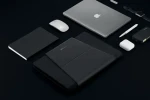 XD Design Chytrá mobilní kancelář černá / Organizér pro notebook a tablet / do 13" / držák na tablet 12.9" / rPET (P772.501)