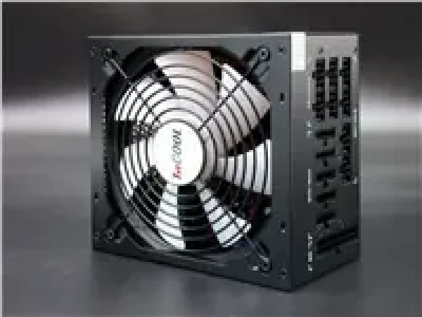 1stCOOL White Storm 700 / Zdroj / 700W / aktivní PFC / 85+ / 140mm ventilátor / modulární