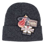 Mitchell & Ness Pánská zimní čepice Miami Heat NBA XL Logo Patch Beanie
