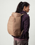 Batoh Db Hugger Backpack 25L Affogato Brown 25 l
