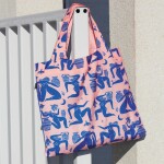 Skládací nákupní taška LOQI MARK CONLAN Ladies and Vases