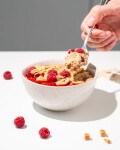 Vilgain Minutová proteinová ovesná kaše – čokoláda a karamel 400 g