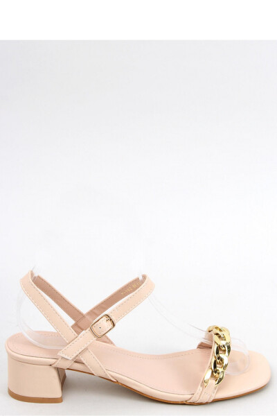 Sandály na podpatku model 165101 Inello