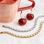 ELENYS Bold Square – náramek z prémiové oceli Délka náramku: 17,5 cm