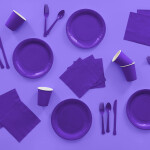 Ubrus papírový fialový 137 cm x 274 cm Ubrus papírový fialový 137 cm x 274 cm