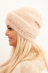 Dámská zimní čepice huňatá s perlami a ozdobným vzorem béžová UNI