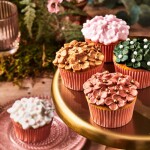 03/2026 FunCakes Fondánová hmota Třpytivě Zelená 250g !! !!