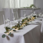 STAR TRADING Světelná LED girlanda Eucalyptus 180 cm, zelená barva, plast