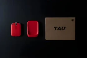 Rolling Square TAU bílá / Mini powerbanka 3v1 / klíčenka / 1400 mAh / Micro-USB USB-C Lightning (TAU02R)