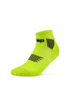 CEP pánské kotníkové běžecké kompresní ponožky 5.0 - lime / black Velikost: IV (EUR 42-45)