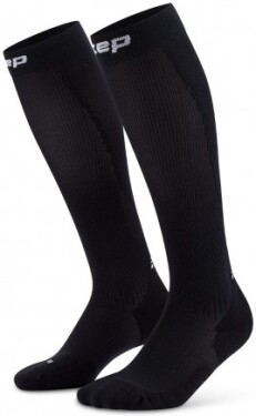 CEP Core Run Socks Tall 5.0 běžecké podkolenky pánské ice blue - CEP pánské běžecké kompresní podkolenky 5.0 - black Velikost: V (45-50 cm obvod lýtka)