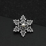 Vánoční brož Swarovski Elements Desireé - sněhová vločka, Stříbrná