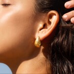 ELENYS Golden Drop – pozlacené náušnice 18K žluté zlato