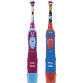 Oral-B Stages Power Kids D2 Cars / Elektrický dětský zubní kartáček / oscilační / 1 režim / 2x AA baterie (293873)