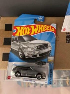 Hot Wheels Audi RS2 Avant Zamac