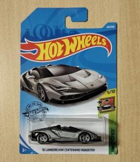 Hot Wheels '16 Lamborghini Centenario Roadster, FYB38