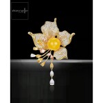 Exkluzivní brož Swarovski Elements Leanne - exotická květina, Žlutá