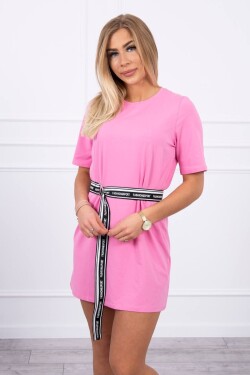 Šaty ozdobným páskem světle růžové