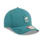 New Era Pánská kšiltovka Philadelphia Eagles NFL 2025 On-Field Sideline 9FORTY M-Crown Snapback