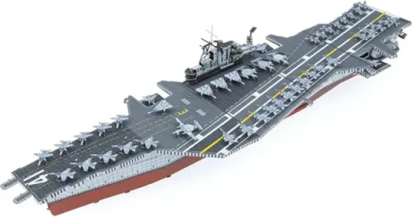 Metal Earth 3D puzzle Premium Series: Letadlová loď USS Midway