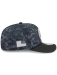 New Era Pánská kšiltovka Tennessee Titans NFL 2026 Salute to Service 9SEVENTY Stretch-Snap