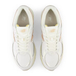 Boty New Balance U M2002RVF 43