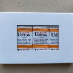 Umton Umton, mistrovské akvarelové barvy, 1/2 pánvička, 2,6 ml, 1 ks Barva Umton: 2660 Permanentní žluť světlá