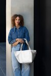 Nákupní taška přes rameno Reisenthel Shopper M Silver crackle