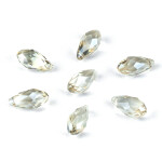 Skleněný broušený přívěšek - fazetová slza - perleťový lesk - 20 x 10 mm - 1 ks