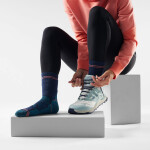 Dámské merino turistické ponožky SMARTWOOL Women's Hike Full Cushion Crew Socks, Deep Navy velikost: 42-45 (L)