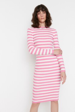 Trendyol Růžové Růžové Body-Fit Mini Pletené Pruhované Šaty
