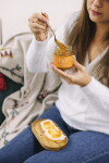 Bella Rose Vánoční meruňkový džem s perníkovým kořením 210 g, oranžová barva