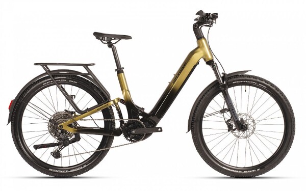 MAXBIKE SAGA pearl gold, 27,5", baterie 20Ah/720Wh, model 2026, rám L - ZDARMA dopravné, odborná montáž, seřízení a dárkový poukaz na nákup příslušenství! (Záruka nejlepší ceny. Nalezli jste někde lepší cenu? Napište nám a zkusíme ji trumfnout!)