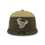 New Era Pánská kšiltovka Houston Texans NFL 2025 Salute to Service 9FIFTY Split Panel Trucker Snapback