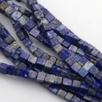 Přírodní lapis lazuli - kostička - 4 x 4 x 4 mm - 1 ks