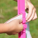 Plastový sloupek pro elektrický ohradník, délka 156 cm, 11 oček, růžový